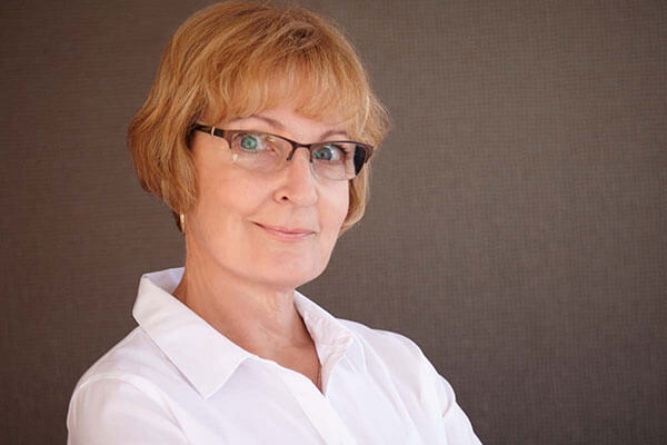 Donna - Dental Assistant in Framingham