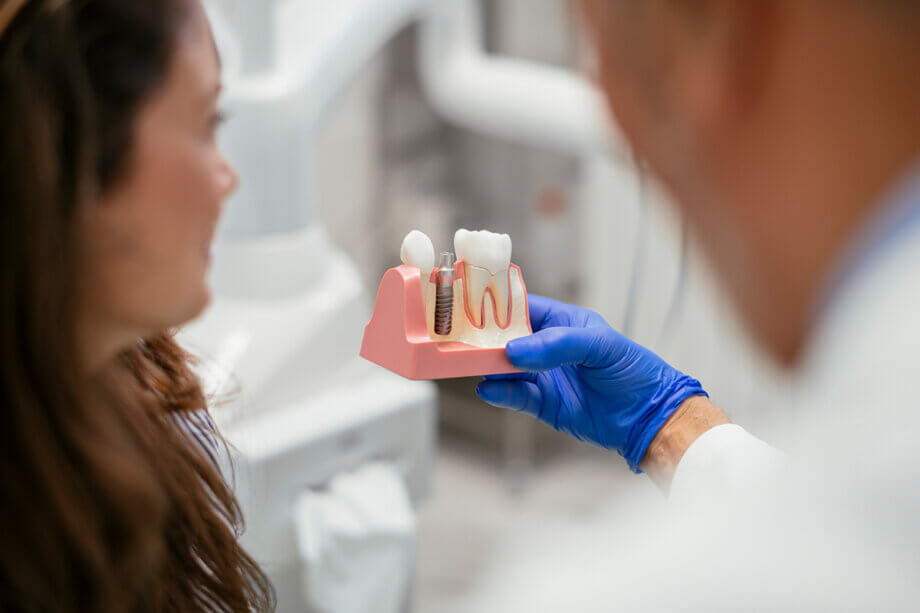 How Much Do Dental Implants Cost in Framingham, MA?